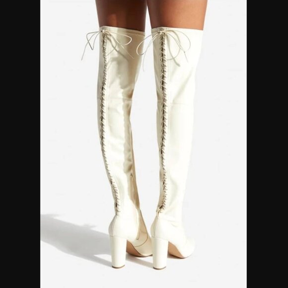 ShoeDazzle  TAYSON HIGH BLOCK HEEL BOOT Bone 9 NWT - Picture 1 of 10